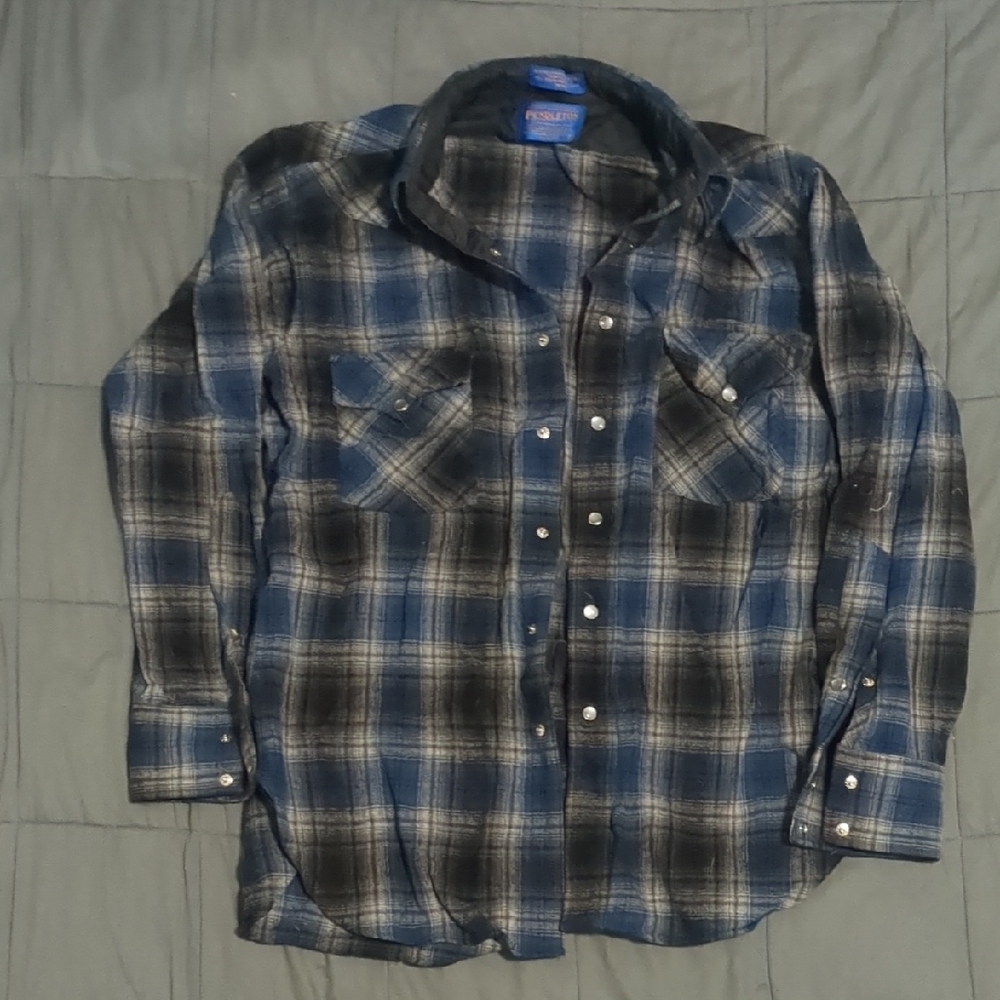 Pendleton Wool Blue and Black Casual Button Down Shirt with Plaid Design - Picture 3 of 6
